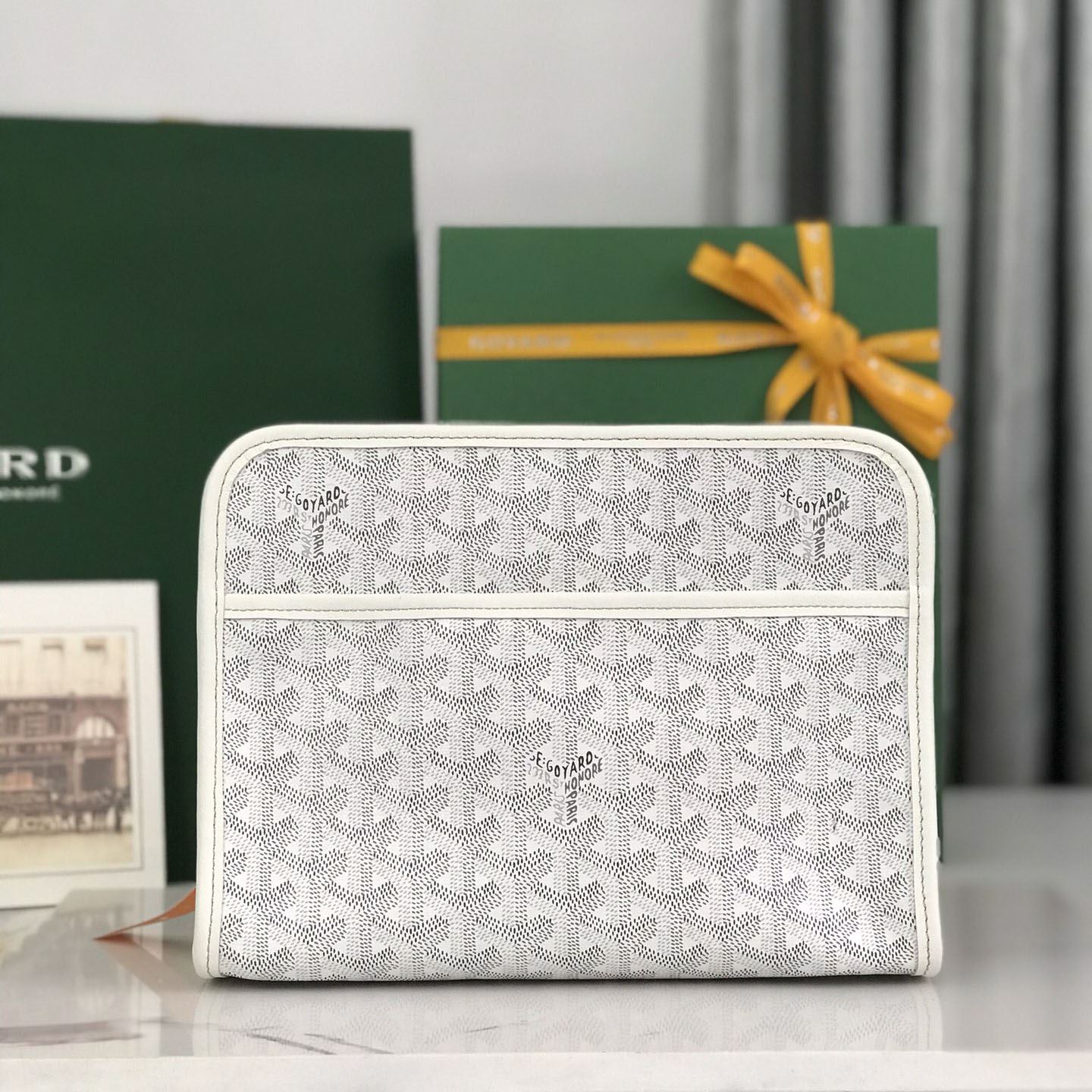 Go*ard cosmetic bags